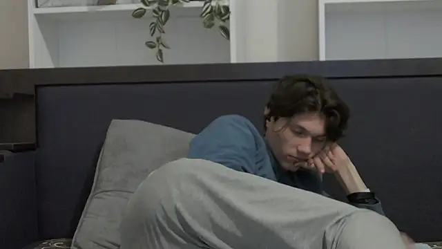 Snapshot of CalvinCay chatting on 01-30-25, 05:52 CalvinCay online show from 01-30-25, 05:52