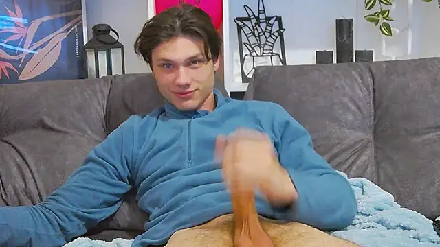 Snapshot of CalvinCay chatting on 02-23-25, 11:14 CalvinCay online show from 02-23-25, 11:14