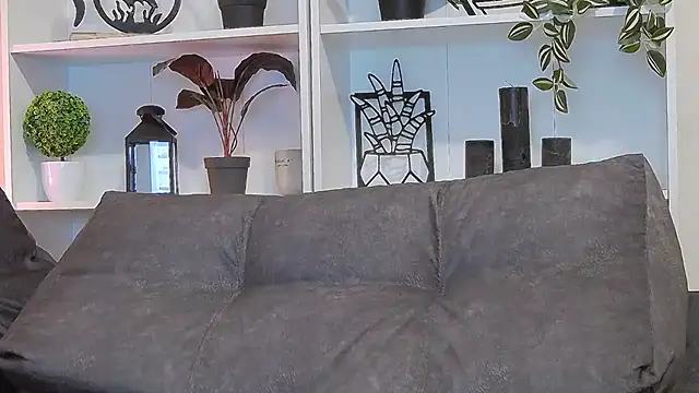 Snapshot of CalvinCay chatting on 03-14-25, 05:38 CalvinCay online show from 03-14-25, 05:38