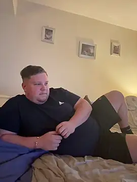 Lukeyboy027 online show from 03-30-26, 07:37