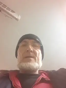 Snapshot of 60philippe chatting on 12-28-24, 01:28 60philippe online show from 12-28-24, 01:28