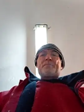 Snapshot of 60philippe chatting on 11-03-25, 08:48 60philippe online show from 11-03-25, 08:48