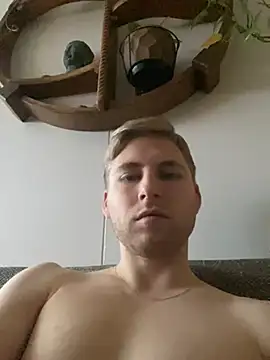 HotIceman2407 online show from 01-03-25, 09:04