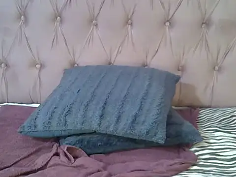 SweetMellowX1 online show from 02-22-25, 05:13