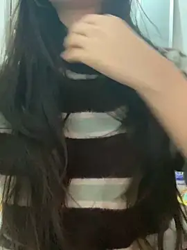 Snapshot of -hanime- chatting on 12-17-24, 09:07 -hanime- online show from 12-17-24, 09:07