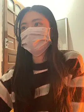 Snapshot of -hanime- chatting on 12-18-24, 03:15 -hanime- online show from 12-18-24, 03:15