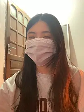 Snapshot of -hanime- chatting on 12-20-24, 01:33 -hanime- online show from 12-20-24, 01:33