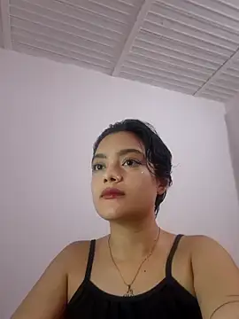Snapshot of littlemelii chatting on 06-07-26, 03:05 littlemelii online show from 06-07-26, 03:05