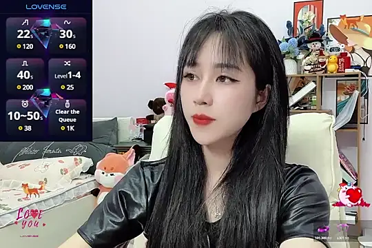  LLisa  online show from 12-28-24, 06:18