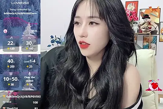  LLisa  online show from 01-13-25, 10:24