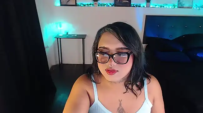 LiaScarlett online show from 12-28-24, 01:50