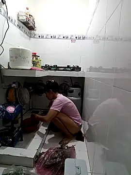 2HotAsain4u online show from 02-15-25, 12:33