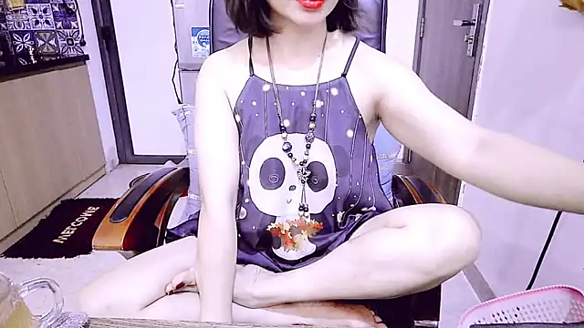 Snapshot of Miu-Le chatting on 04-20-26, 06:27 Miu-Le online show from 04-20-26, 06:27