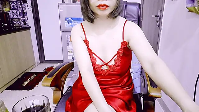 Snapshot of Miu-Le chatting on 04-21-26, 05:50 Miu-Le online show from 04-21-26, 05:50
