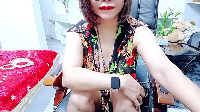 Snapshot of Miu-Le chatting on 05-30-26, 09:01 Miu-Le online show from 05-30-26, 09:01