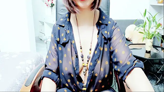 Snapshot of Miu-Le chatting on 07-02-26, 05:13 Miu-Le online show from 07-02-26, 05:13