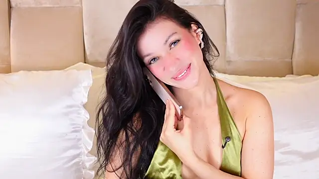 KiraKayleigh1 online show from 11-04-25, 02:43