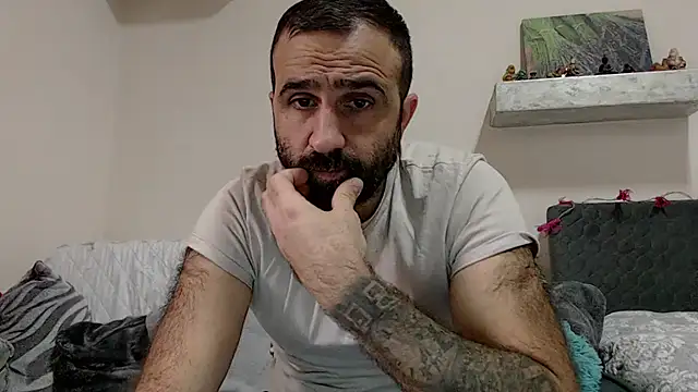 Snapshot of ivat80 chatting on 12-02-24, 11:12 ivat80 online show from 12-02-24, 11:12