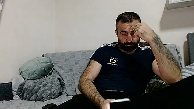 Snapshot of ivat80 chatting on 12-04-24, 07:12 ivat80 online show from 12-04-24, 07:12