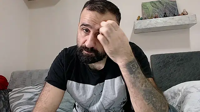 Snapshot of ivat80 chatting on 12-16-24, 07:15 ivat80 online show from 12-16-24, 07:15