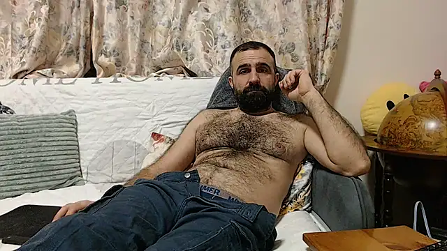 Snapshot of ivat80 chatting on 02-20-25, 05:40 ivat80 online show from 02-20-25, 05:40