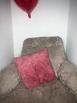 Snapshot of shirazz_najmm chatting on 02-22-25, 10:18 shirazz najmm online show from 02-22-25, 10:18