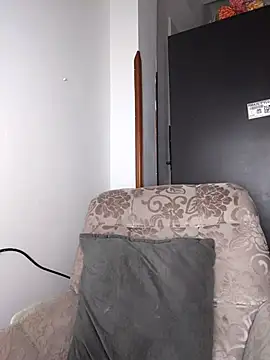 Snapshot of shirazz_najmm chatting on 10-16-25, 01:34 shirazz najmm online show from 10-16-25, 01:34