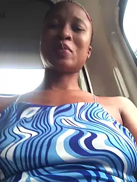 Snapshot of Amazingboodie chatting on 01-15-25, 08:41 Amazingboodie online show from 01-15-25, 08:41