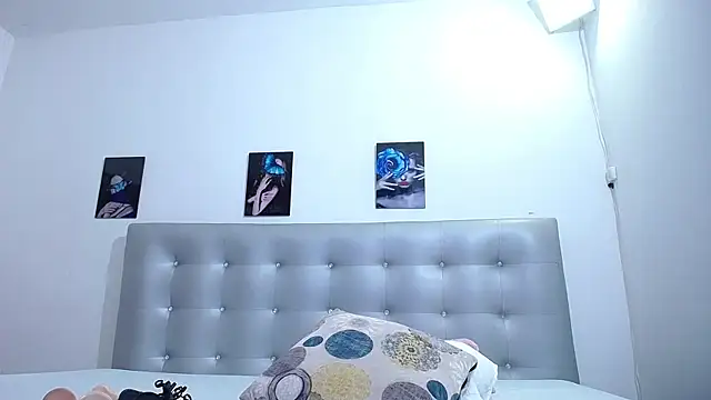 horny-juliette online show from 05-28-26, 01:08