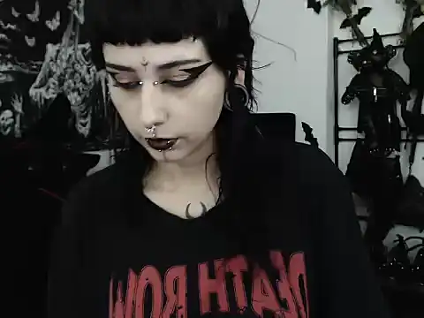 Snapshot of n0sferatus__ chatting on 07-08-26, 03:11 n0sferatus online show from 07-08-26, 03:11
