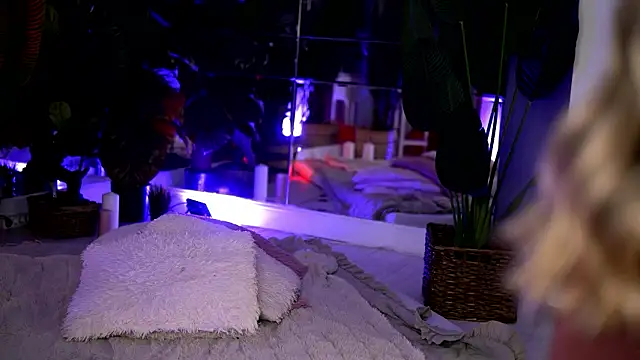 KellyMathews online show from 02-19-26, 03:02