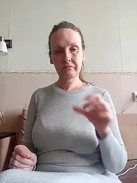 Evelina cute online show from 03-31-26, 11:21