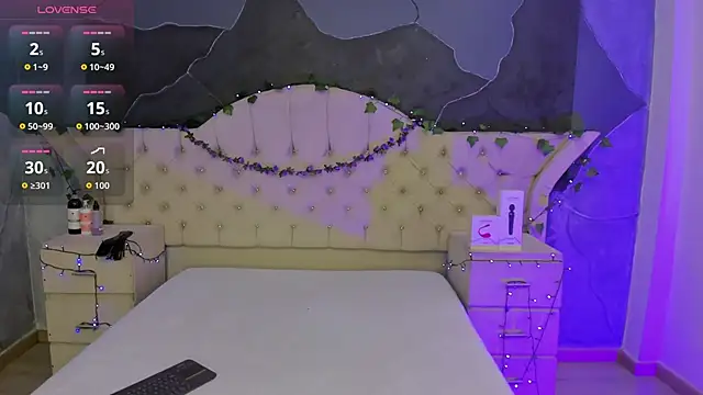 AmberGreyy  online show from 11-10-25, 05:23