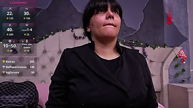 AmberGreyy  online show from 04-04-26, 02:25