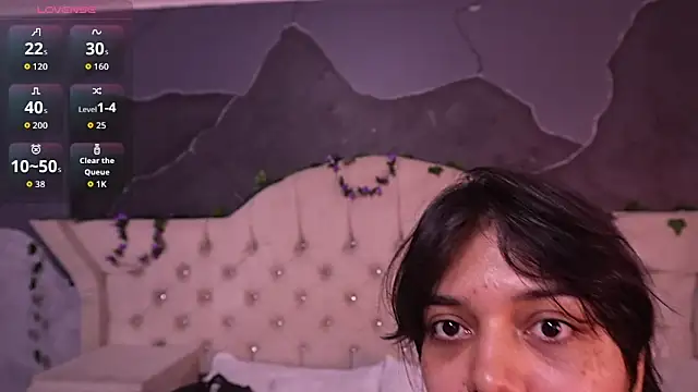Snapshot of AmberGreyy_ chatting on 04-21-26, 05:17 AmberGreyy online show from 04-21-26, 05:17