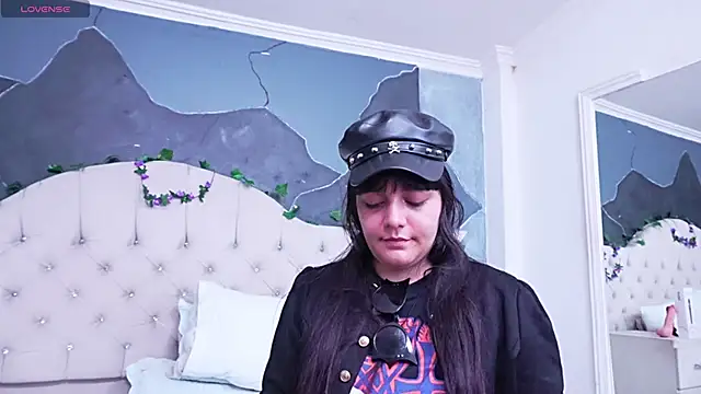 Snapshot of AmberGreyy_ chatting on 05-03-26, 05:19 AmberGreyy online show from 05-03-26, 05:19