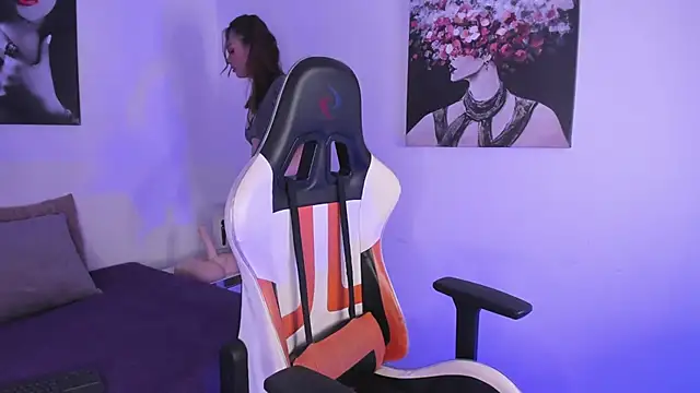 Snapshot of _Victoria____ chatting on 12-16-24, 08:26 Victoria online show from 12-16-24, 08:26