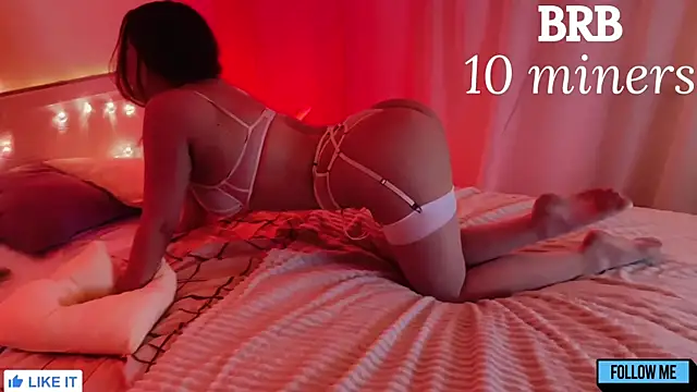 Emily Gin online show from 05-18-26, 01:56