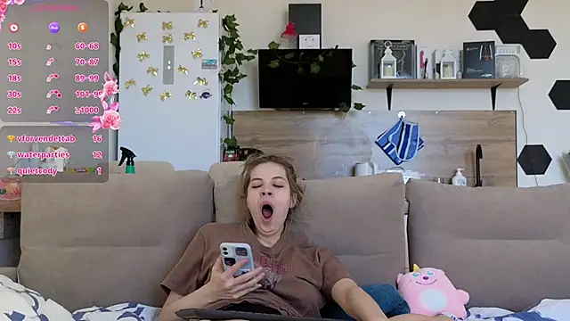 Girl alone home online show from 03-16-25, 04:41