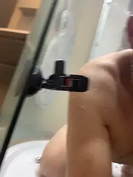 Bigtoyaddict online show from 10-26-25, 04:40