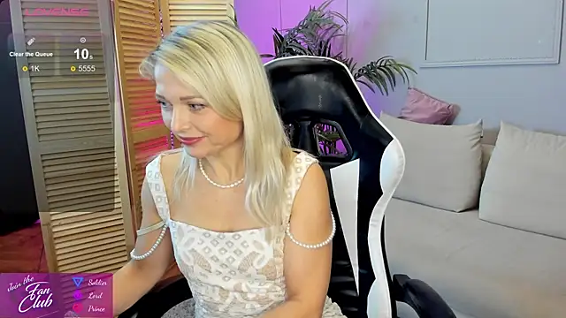 Gloria Lovely online show from 12-05-24, 02:00