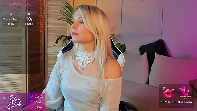 Gloria Lovely online show from 12-16-24, 11:22