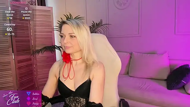 Gloria Lovely online show from 01-21-25, 10:41