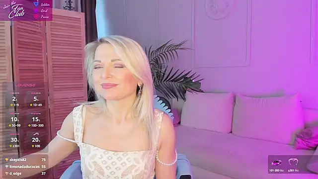 Gloria Lovely online show from 02-21-25, 01:55