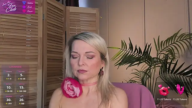 Gloria Lovely online show from 03-18-25, 11:30