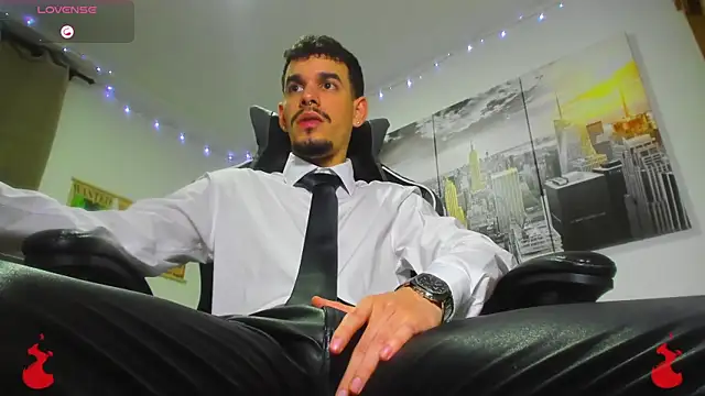 BRAYHAMBROWN online show from 10-31-25, 05:52