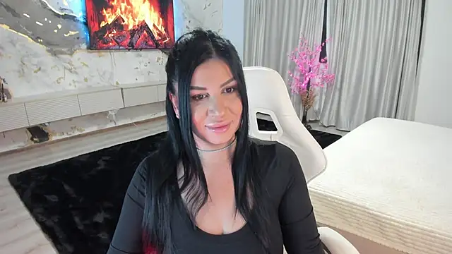 patriciakeys online show from 11-13-25, 04:44