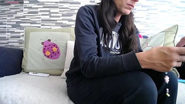 Snapshot of VioletaGomezCo chatting on 07-07-26, 04:00 VioletaGomezCo online show from 07-07-26, 04:00