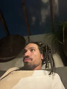 Snapshot of hotcamboy420 chatting on 02-02-25, 01:55 hotcamboy420 online show from 02-02-25, 01:55