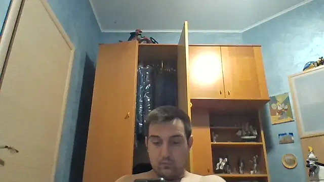 Snapshot of alexfala99 chatting on 08-06-26, 05:59 alexfala99 online show from 08-06-26, 05:59